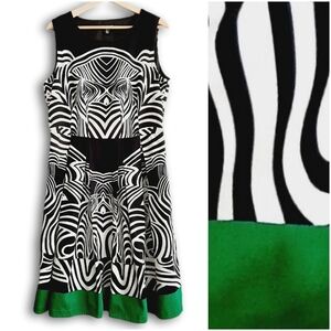 LINEA DOMANI Fit & Flare Dress B&W Abstract Animal Zebra Pattern & Green Trim 12